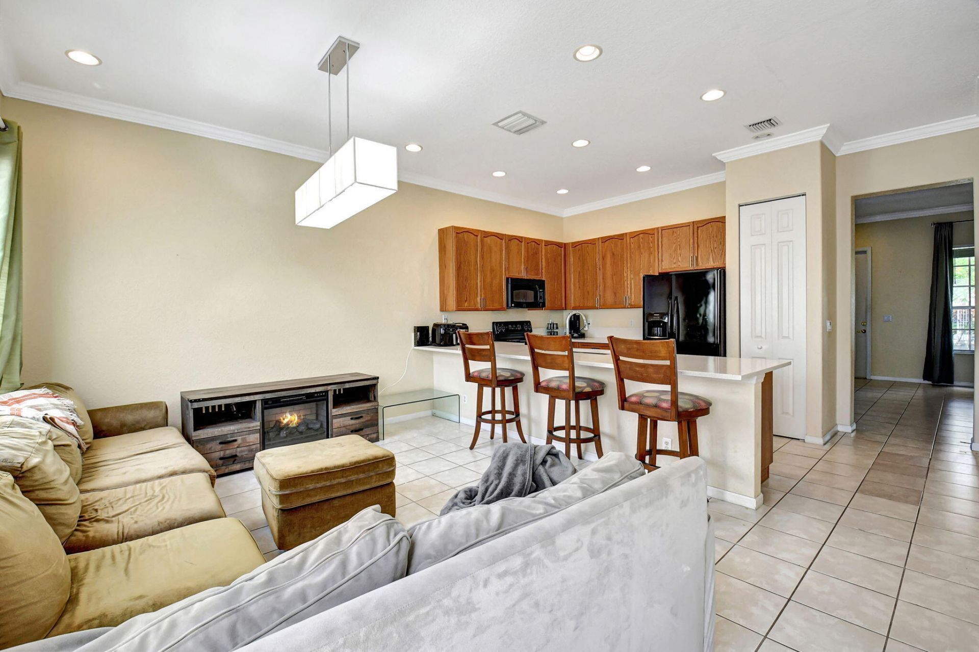 608 NW 25th Avenue, Boynton Beach, FL 33426 Photo