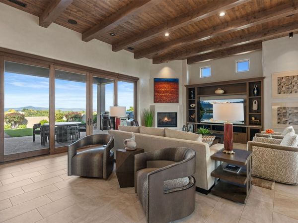123 Thundercloud Road , Santa Fe, NM 87506