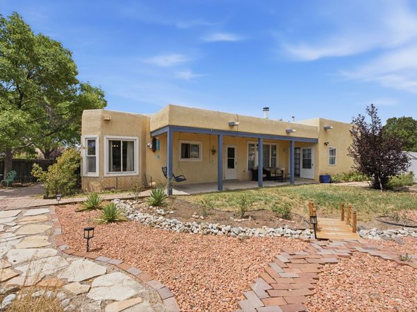2701 La Silla Dorada , Santa Fe, NM 87505