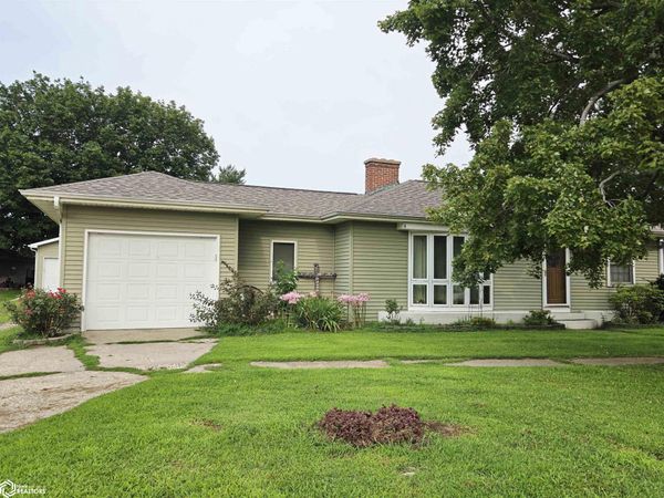 1689 354Th Avenue, Wever, IA 52658