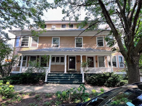 519 Hamilton Street , Unit 2W, Evanston, IL 60202