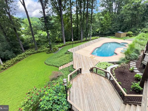 1950 LIMB TREE LANE, VIENNA, VA 22182