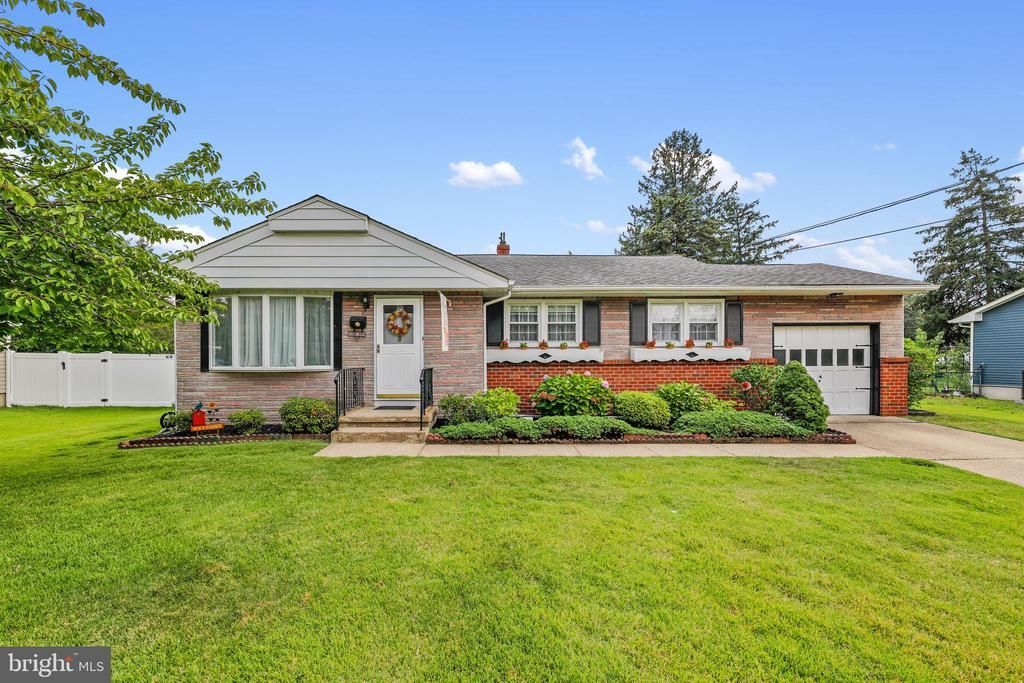 4 Chalfont Street, Cinnaminson, NJ 08077 Main Photo