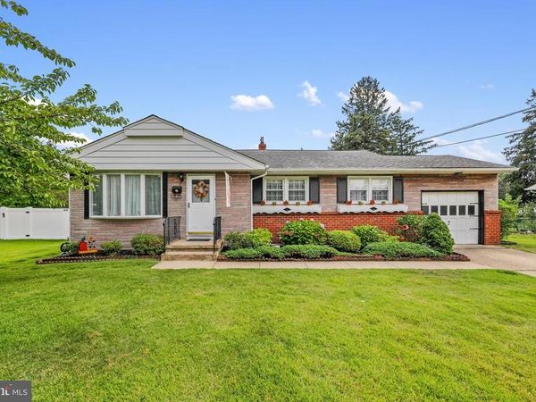4 CHALFONT STREET, CINNAMINSON, NJ 08077