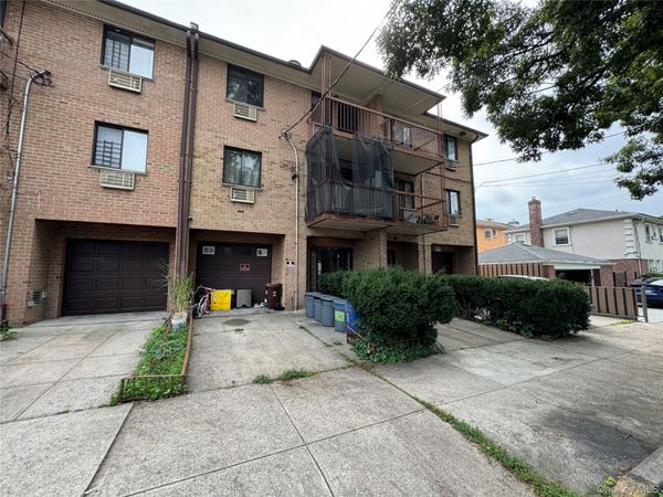 6139 168th Street , Unit 2F, Fresh Meadows, NY 11365