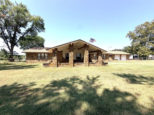 23235 Highway 52 Highway , Henryetta, OK 74437