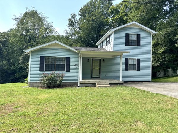 1202 Pickle Knight Rd, Joelton, TN 37080