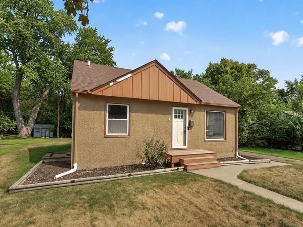 4928 Abbott Avenue N, Brooklyn Center, MN 55429