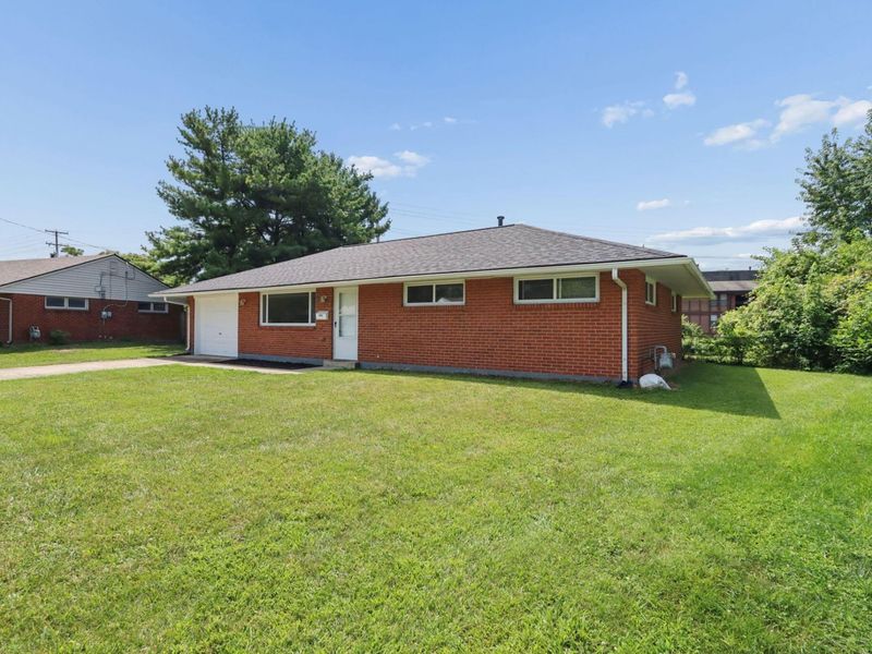 6267 Brauning Drive , Reynoldsburg, OH 43068 Photo 3