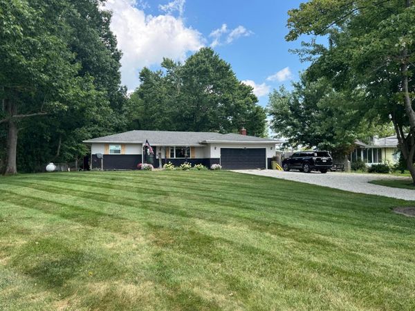 7564 New Albany Condit Road, New Albany, OH 43054