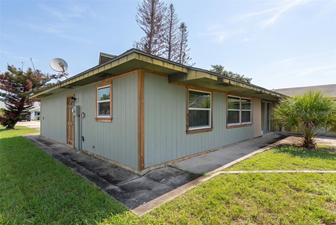 21 Cunningham Drive, New Smyrna Beach, FL 32168 Photo
