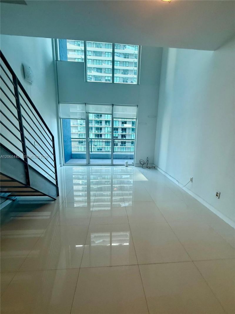 60 SW 13th St, Unit 1618, Miami, FL 33130 Photo