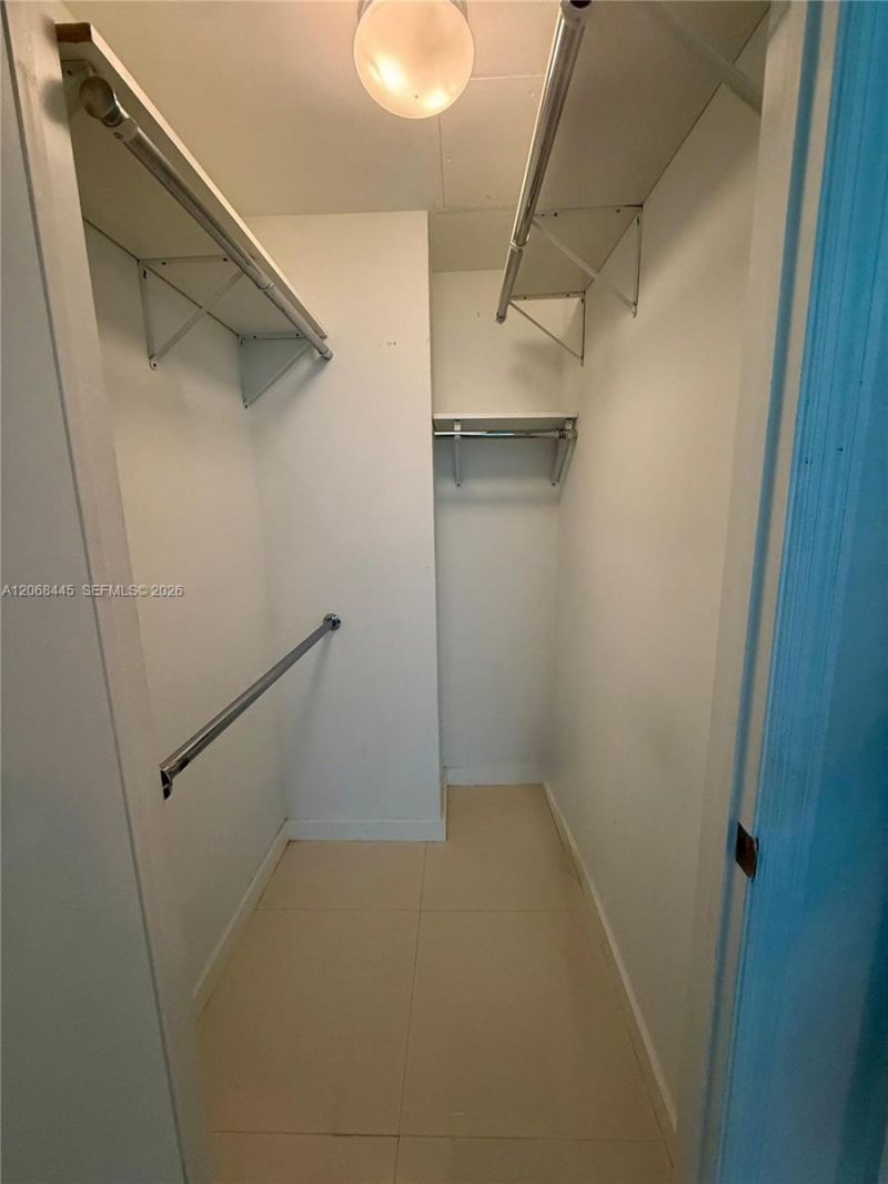 60 SW 13th St, Unit 1618, Miami, FL 33130 Photo