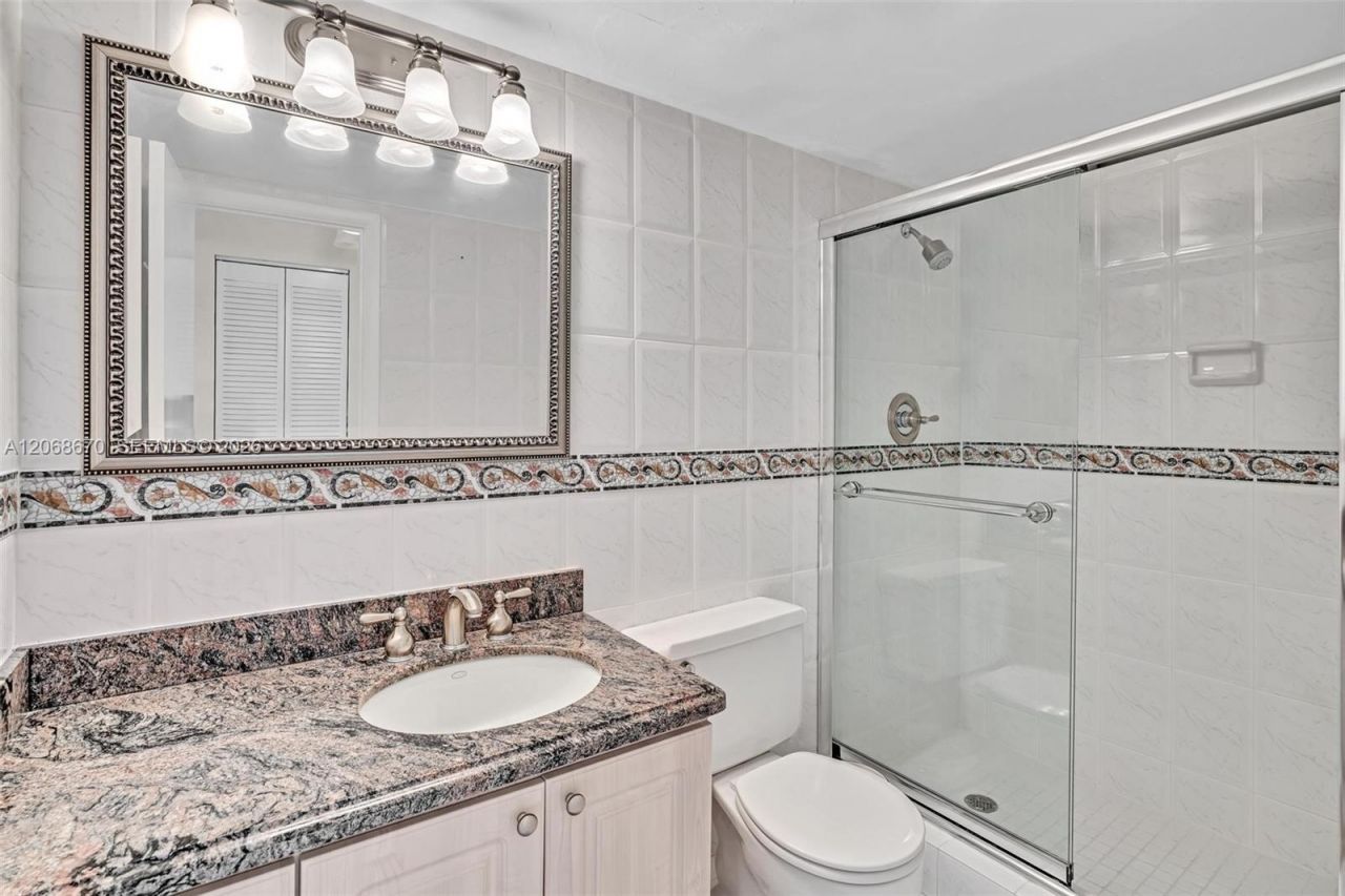 9273 Collins Ave , Unit 308, Surfside, FL 33154 Photo