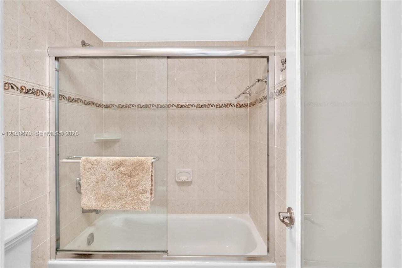 9273 Collins Ave , Unit 308, Surfside, FL 33154 Photo
