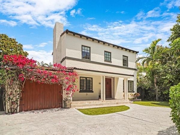 111 SW 29th Rd , Miami, FL 33129