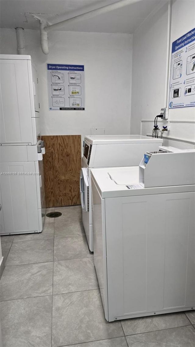 1865 79th St Cswy, Unit 2J, North Bay Village, FL 33141 Photo