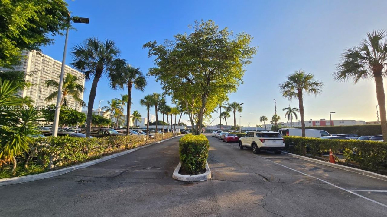 1865 79th St Cswy, Unit 2J, North Bay Village, FL 33141 Photo