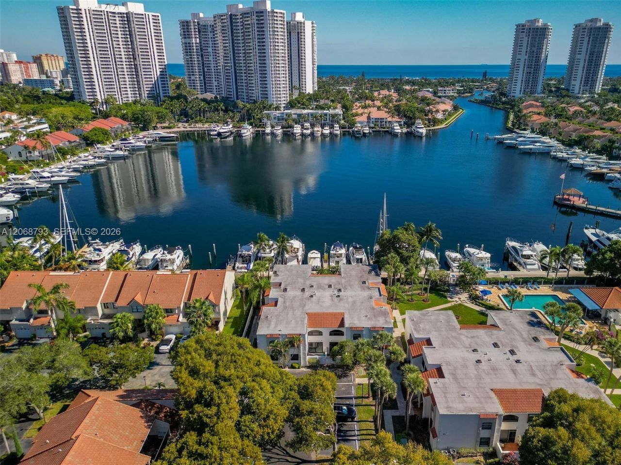 3549 Magellan Cir , Unit 418, Aventura, FL 33180 Photo