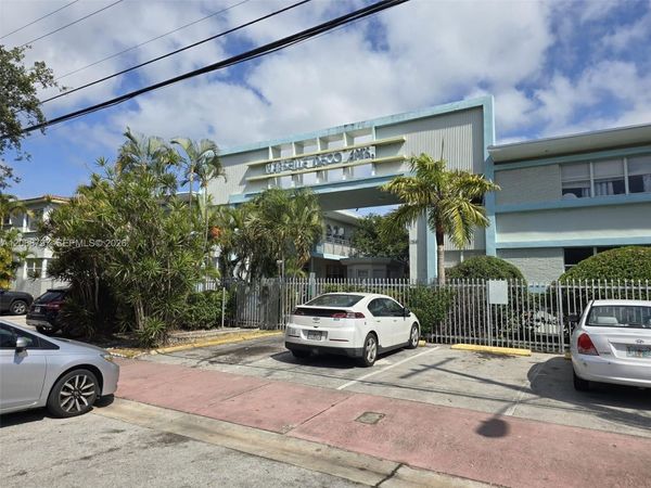 1255 Marseille , Unit 21, Miami Beach, FL 33141