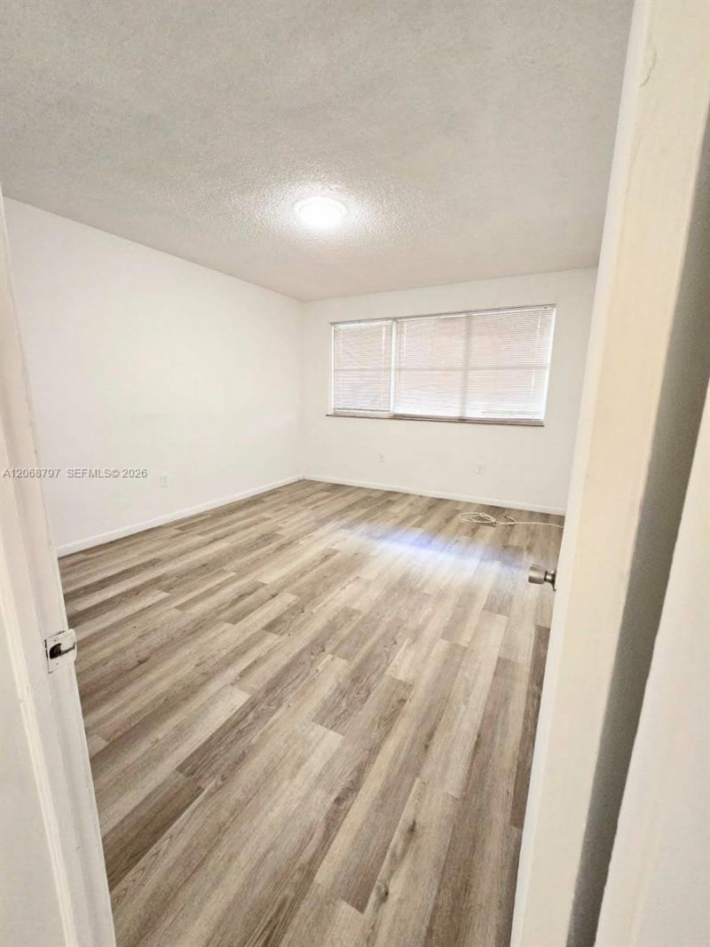 1255 Marseille , Unit 21, Miami Beach, FL 33141 Photo