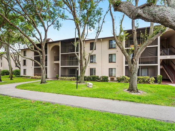 204 FOXTAIL Drive, Unit F1, Greenacres, FL 33415