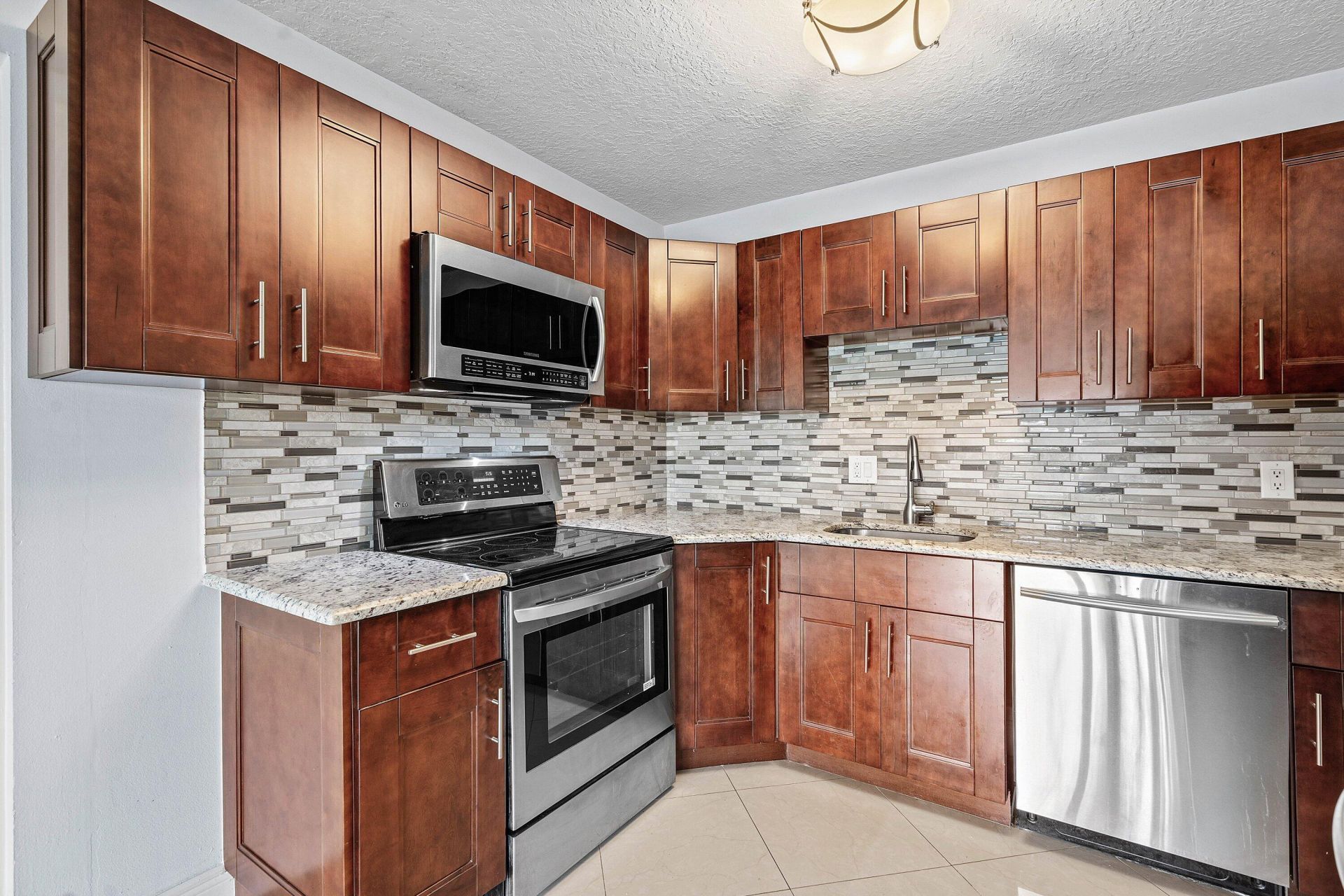204 Foxtail Drive, Unit F1, Greenacres, FL 33415 Photo