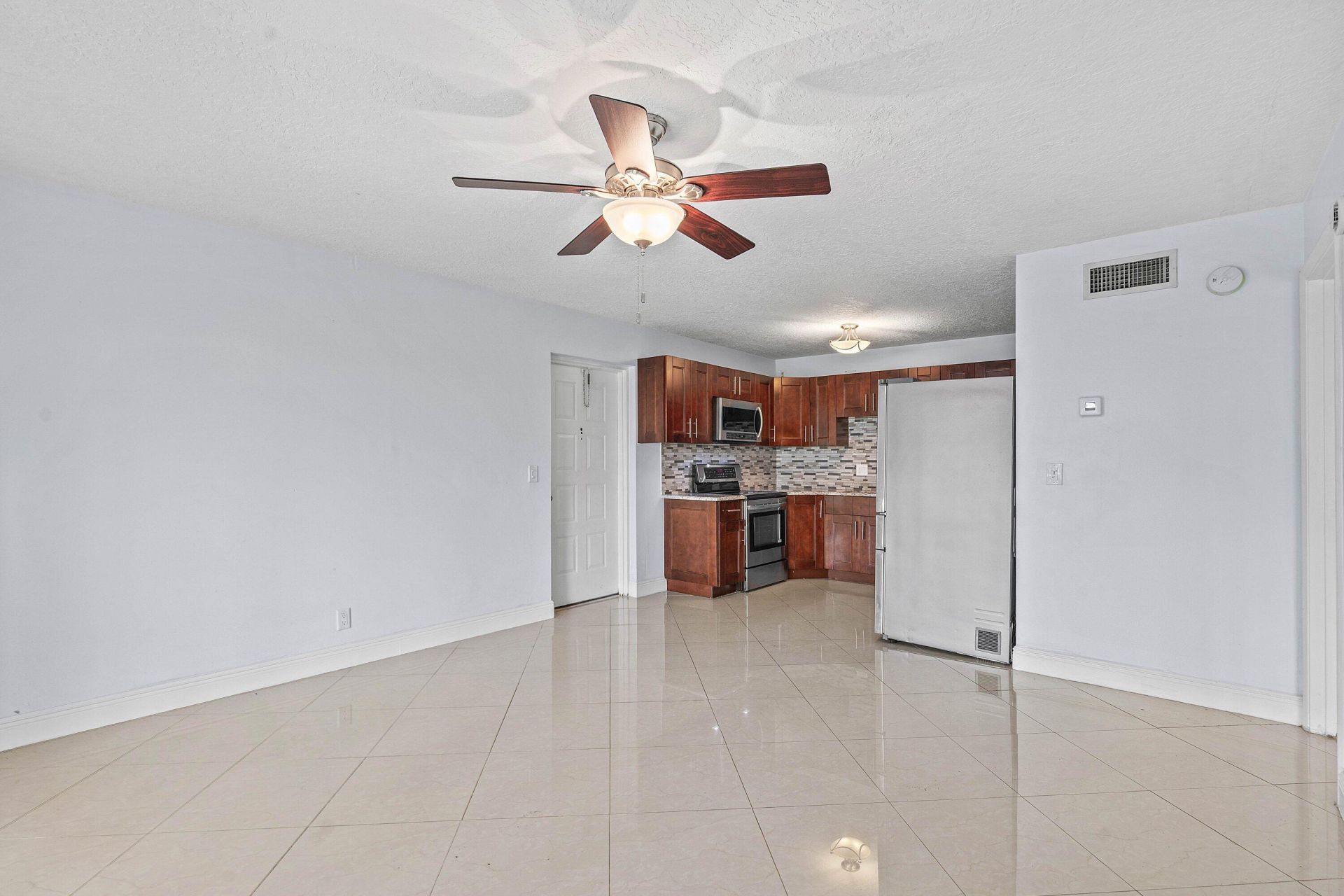 204 Foxtail Drive, Unit F1, Greenacres, FL 33415 Photo