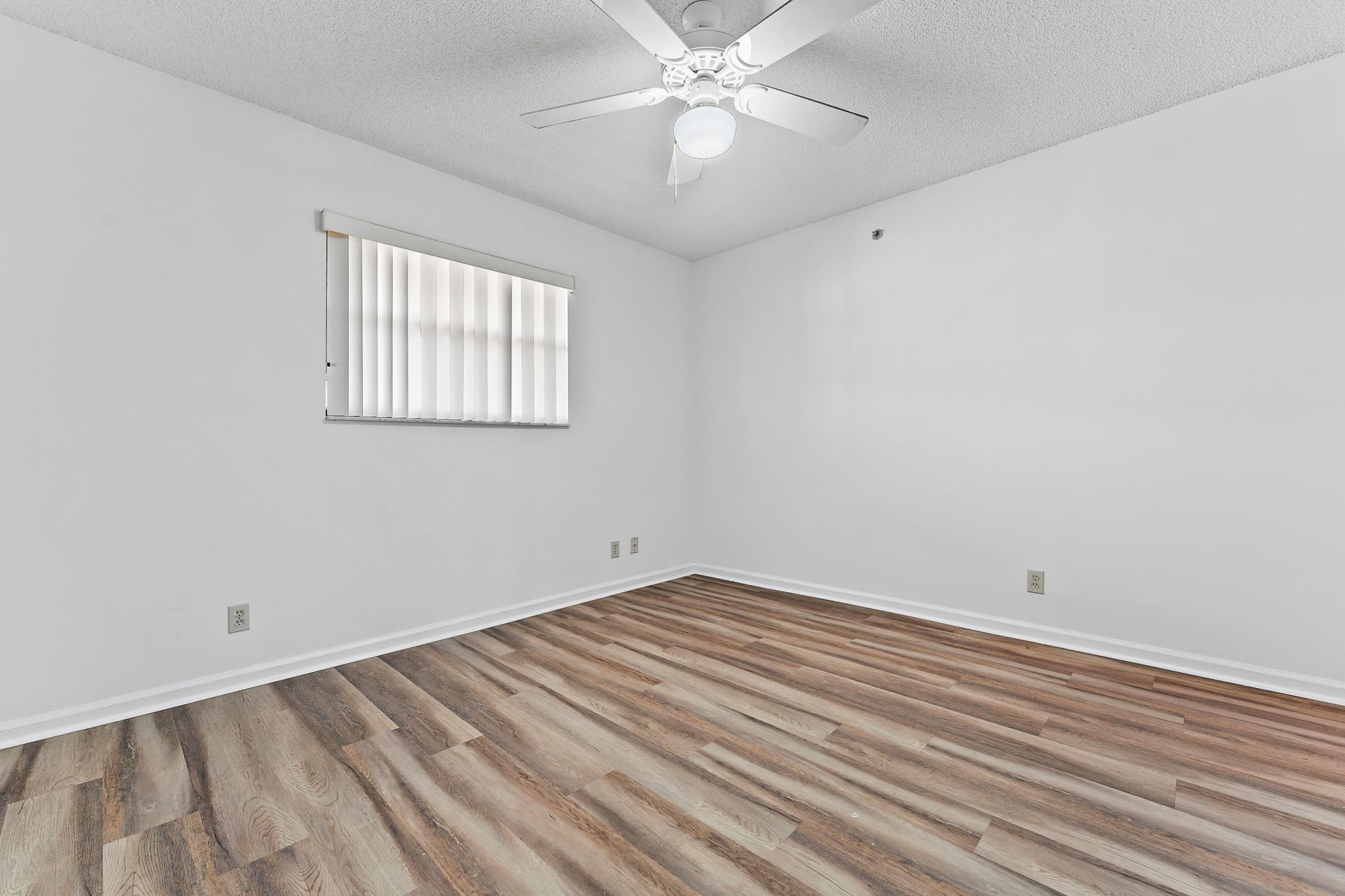 700 Uno Lago Drive, Unit 404, Juno Beach, FL 33408 Photo