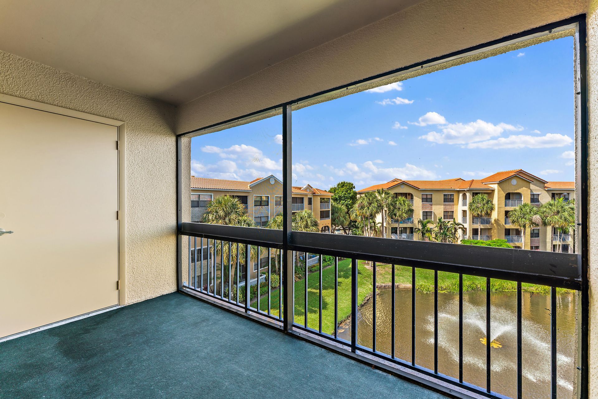 700 Uno Lago Drive, Unit 404, Juno Beach, FL 33408 Photo