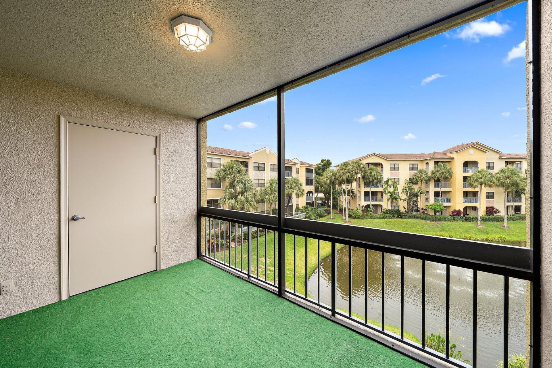 700 Uno Lago Drive, Unit 404, Juno Beach, FL 33408 Photo