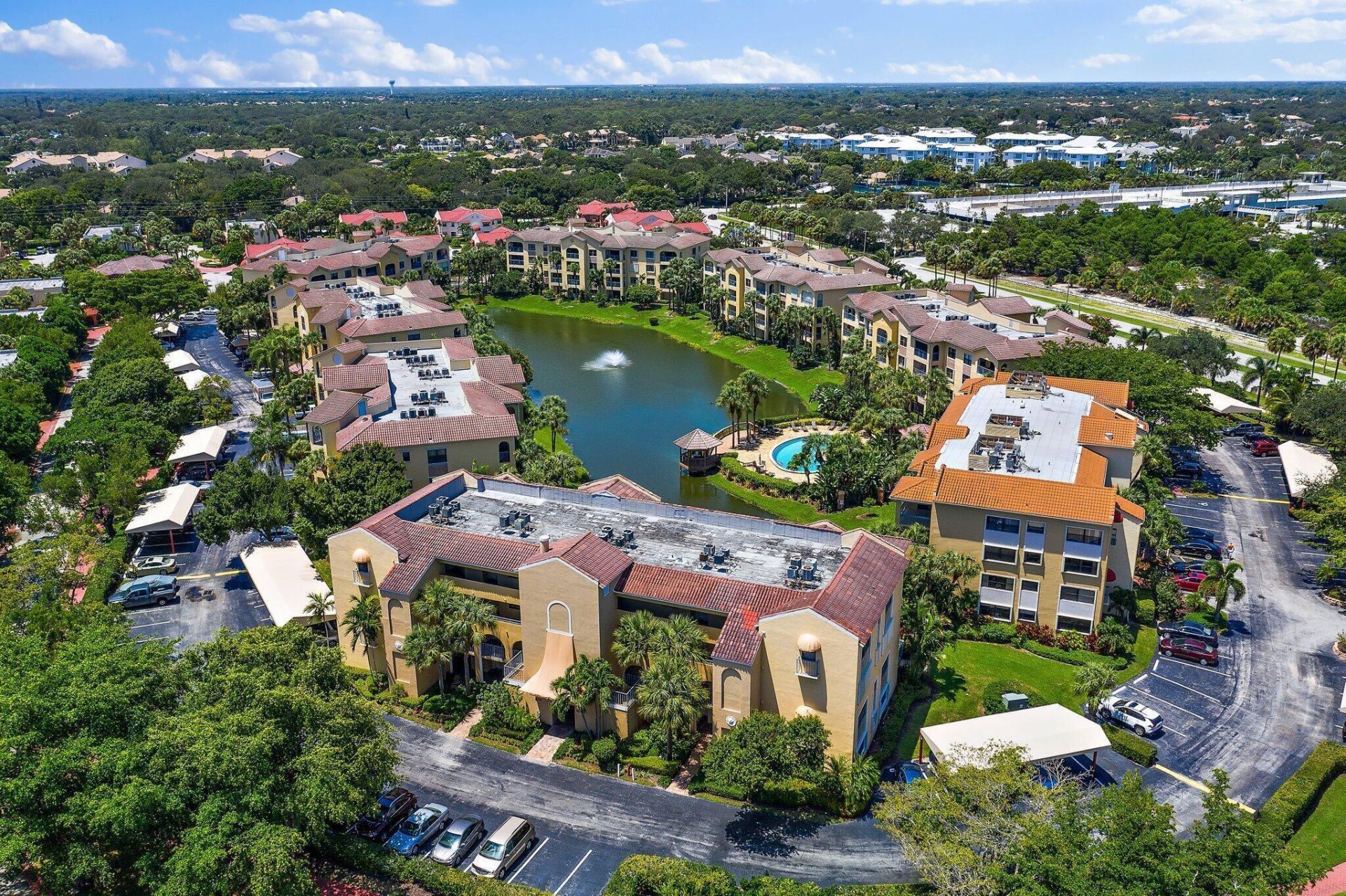700 Uno Lago Drive, Unit 404, Juno Beach, FL 33408 Photo