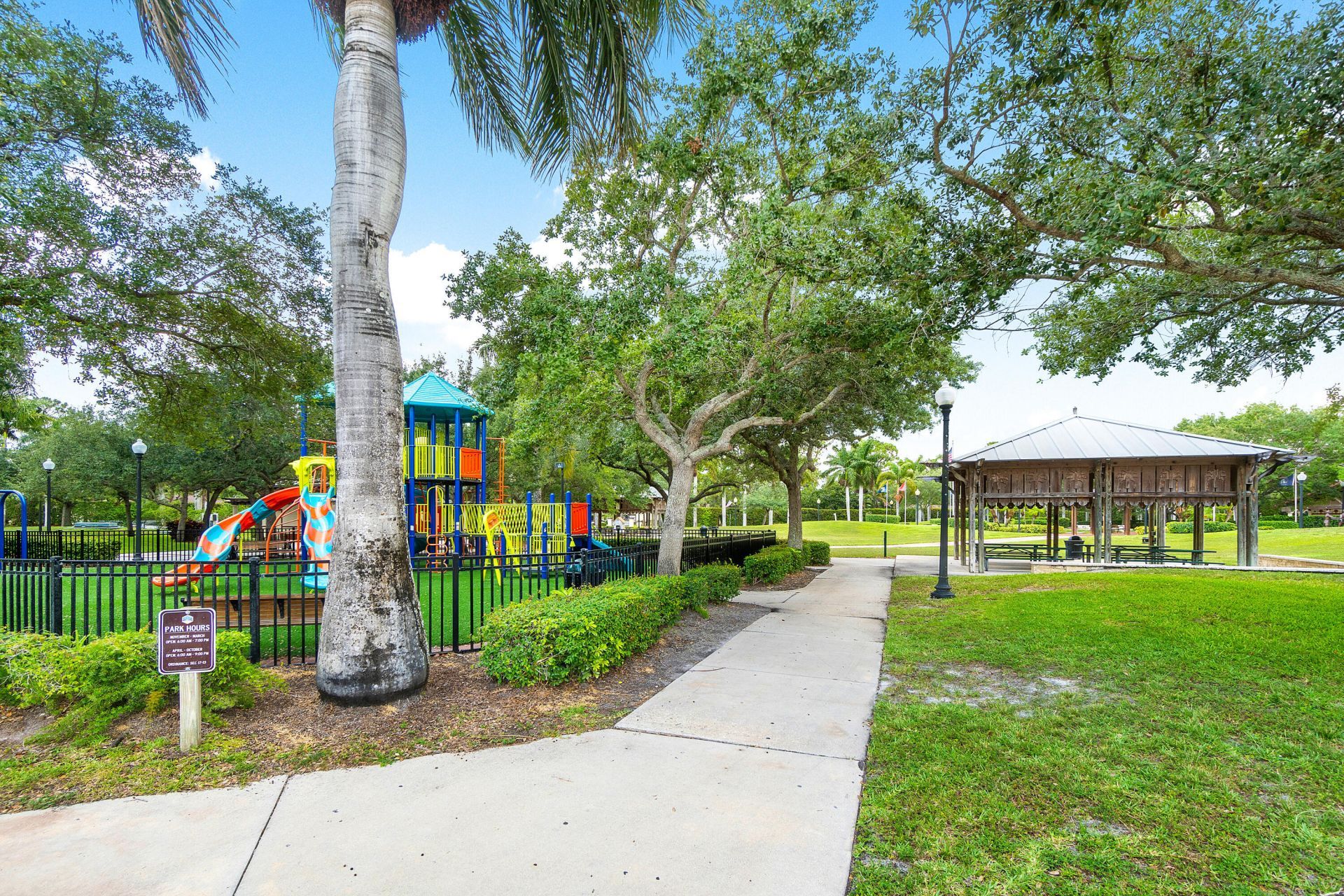 126 Sparrow Drive, Unit 11B, Royal Palm Beach, FL 33411 Photo