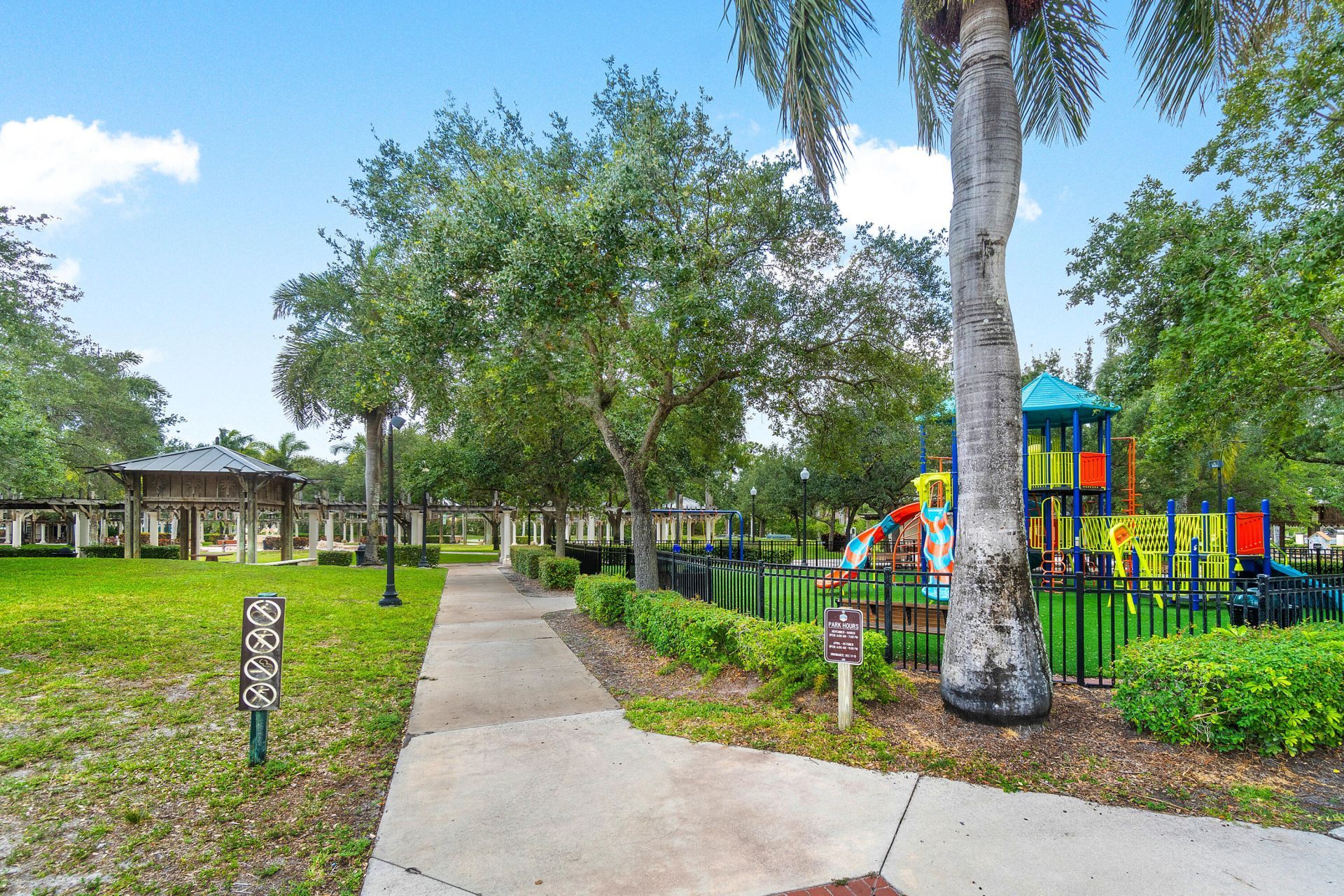 126 Sparrow Drive, Unit 11B, Royal Palm Beach, FL 33411 Photo