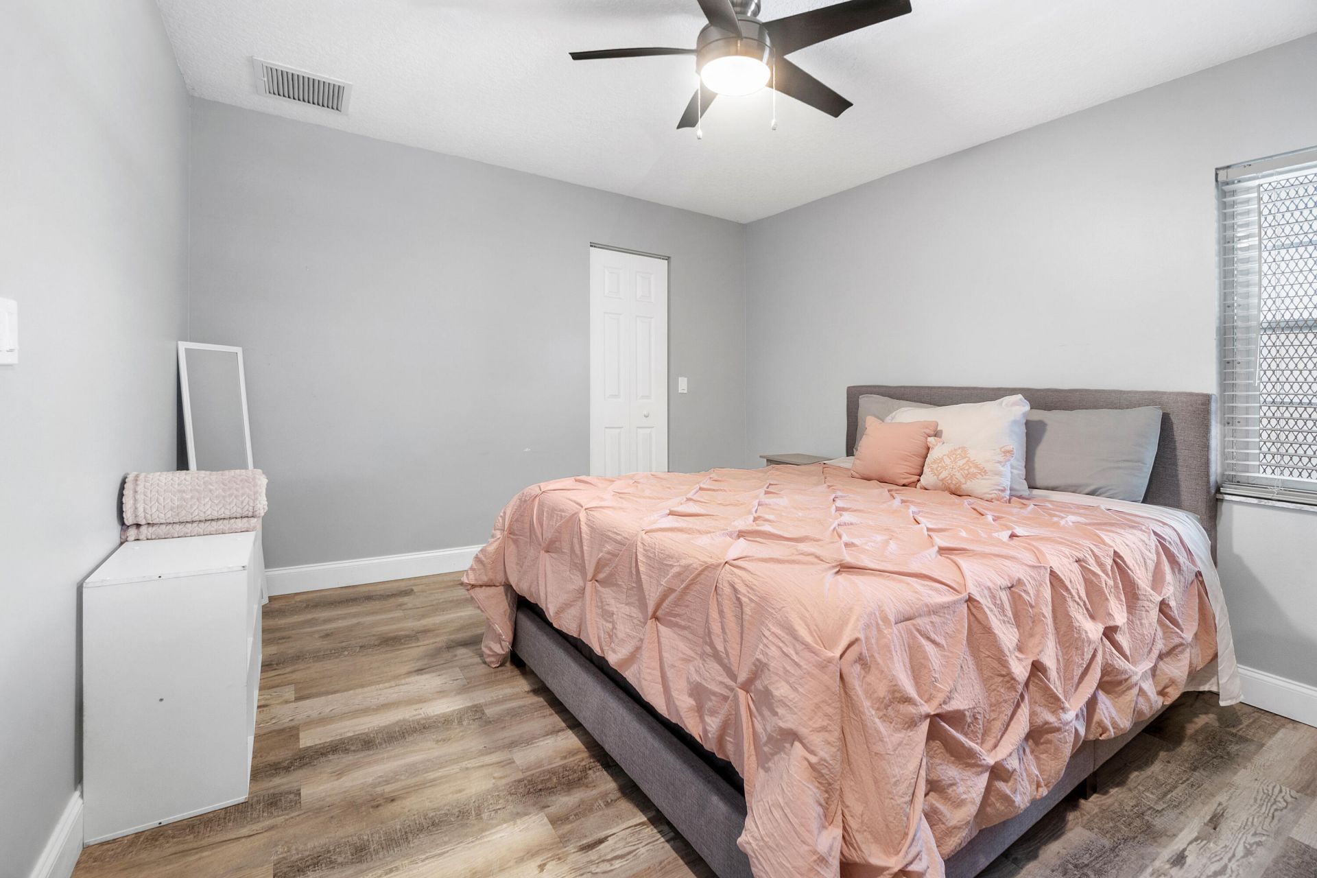 126 Sparrow Drive, Unit 11B, Royal Palm Beach, FL 33411 Photo
