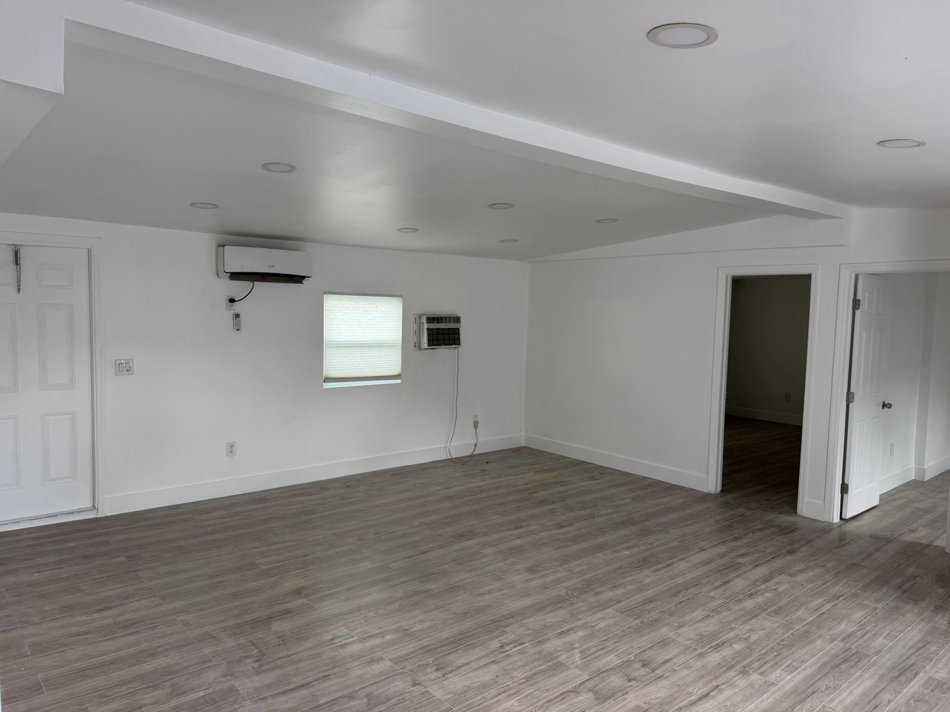 650 NW 214th Avenue, Pembroke Pines, FL 33029 Photo