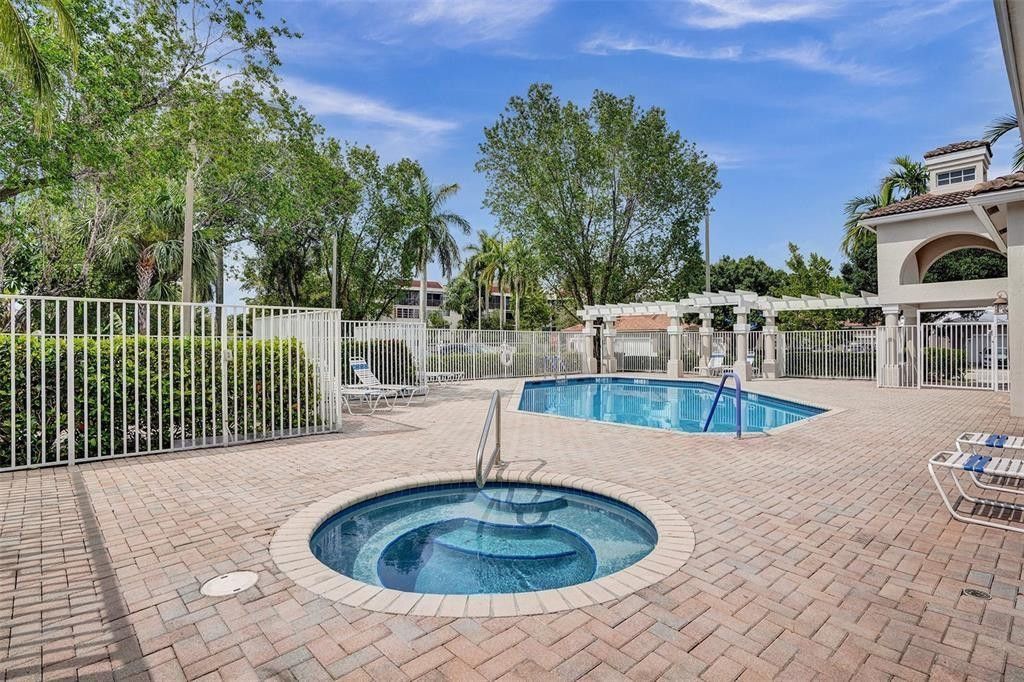 2491 Aragon Boulevard, Unit 2, Sunrise, FL 33322 Photo