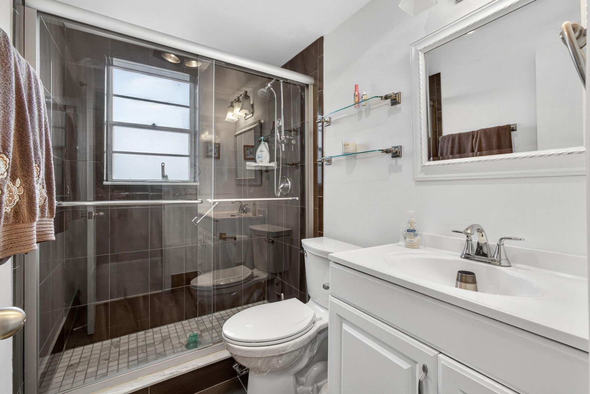 160 Easthampton G, West Palm Beach, FL 33417 Photo