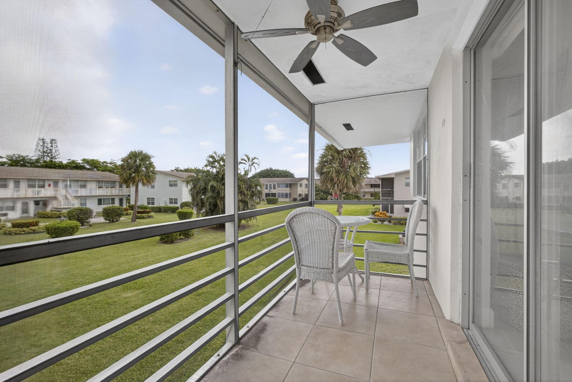 160 Easthampton G, West Palm Beach, FL 33417 Photo