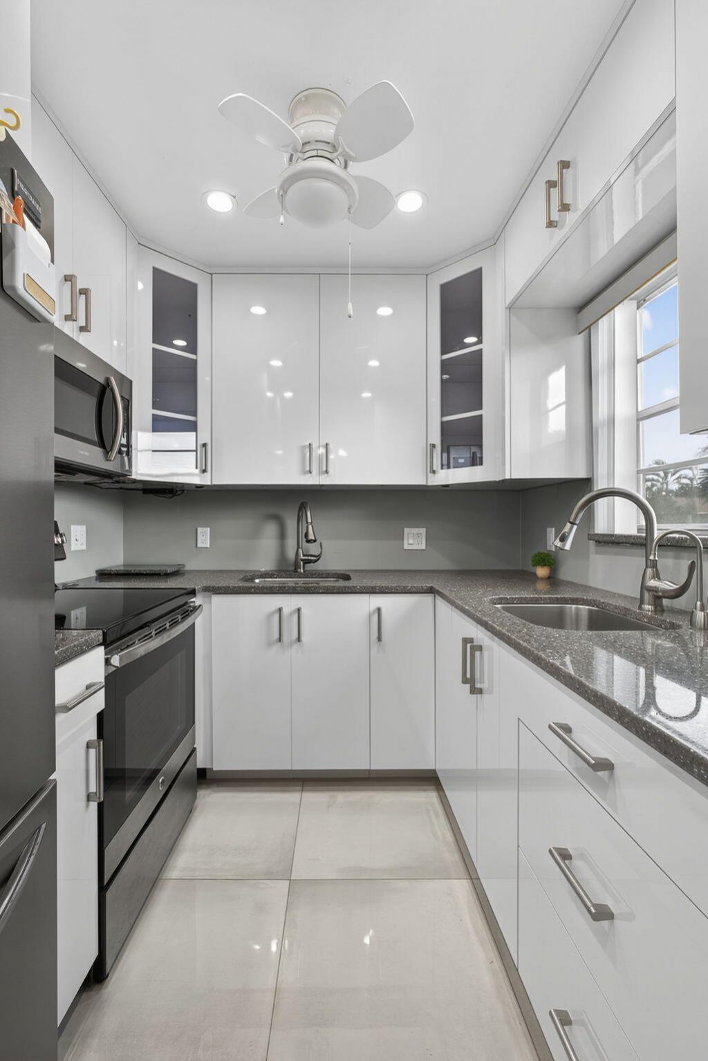 160 Easthampton G, West Palm Beach, FL 33417 Photo