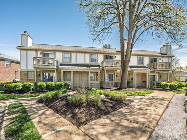 1450 Bluebird Terrace , Brentwood, MO 63144