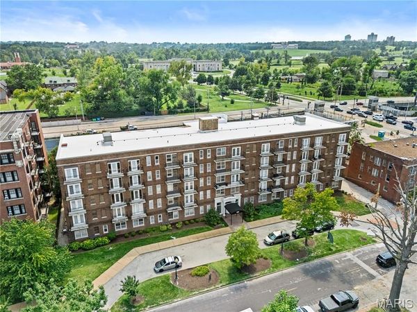 5630 Pershing Avenue , Unit 34, St Louis, MO 63112