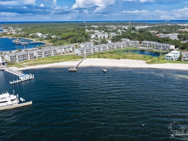 200 Pensacola Beach Rd, Unit G4, Gulf Breeze, FL 32561