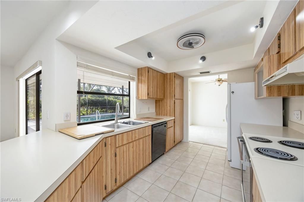 25548 Fenner Cir, Bonita Springs, FL 34135 Photo