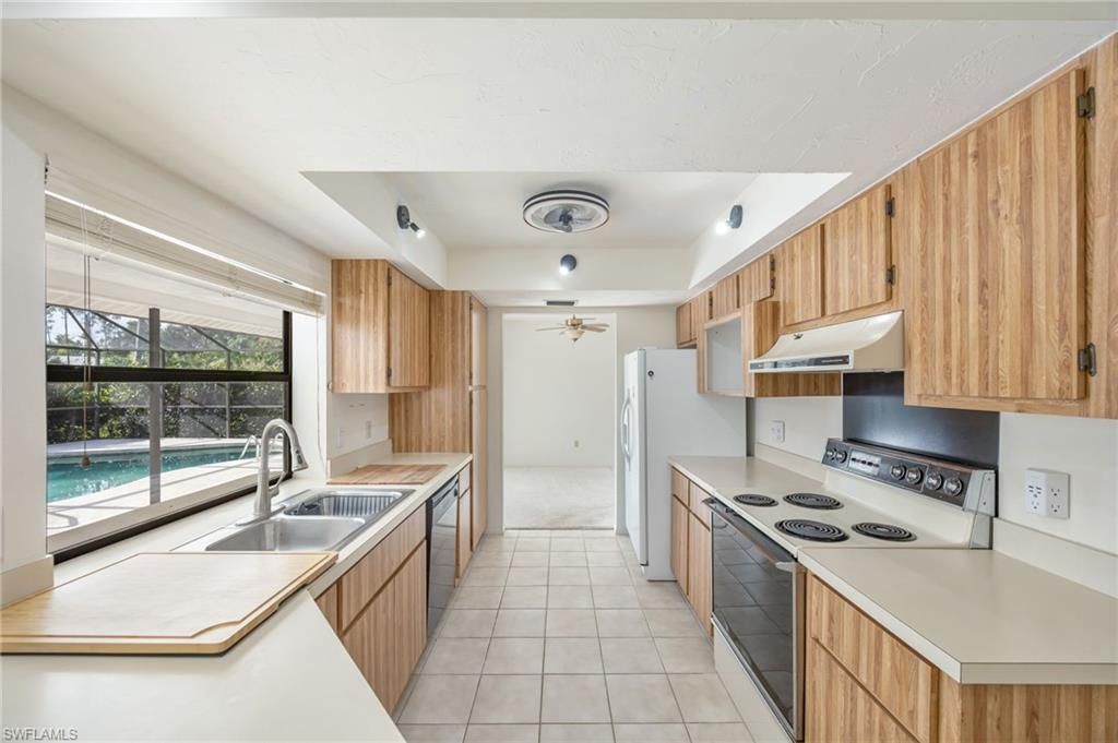 25548 Fenner Cir, Bonita Springs, FL 34135 Photo