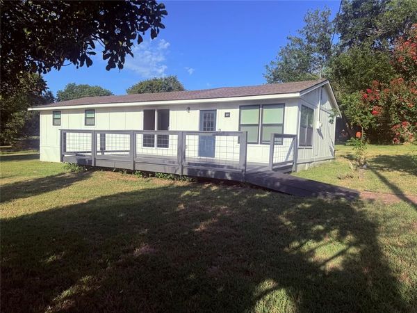 37 Almond Drive , Pottsboro, TX 75076