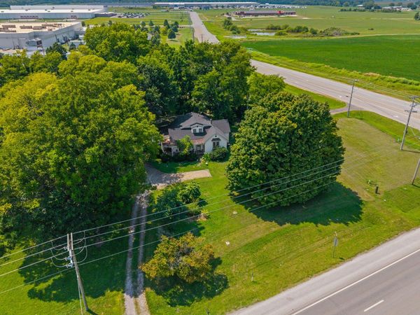 10079 Fort Campbell Blvd , Hopkinsville, KY 42240