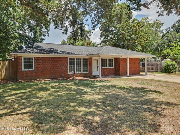 20 Woodglen Drive, Gulfport, MS 39507
