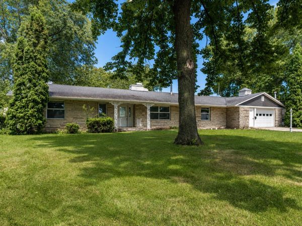 233 2nd Street SE, Madelia, MN 56062