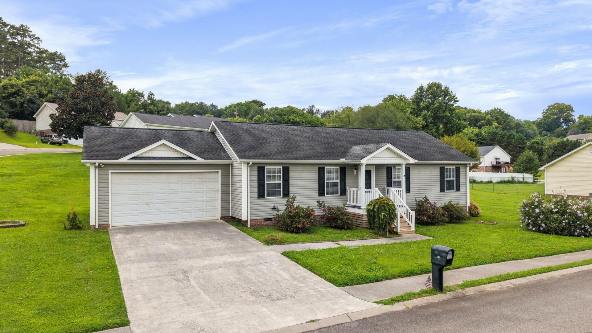 153 Claire Street  Benton, TN 37307